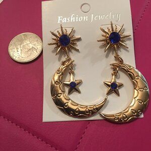 Sun Moon Stars Costume Jewelry Pierced Earrings = So Beautiful NEW  Drawer 2
